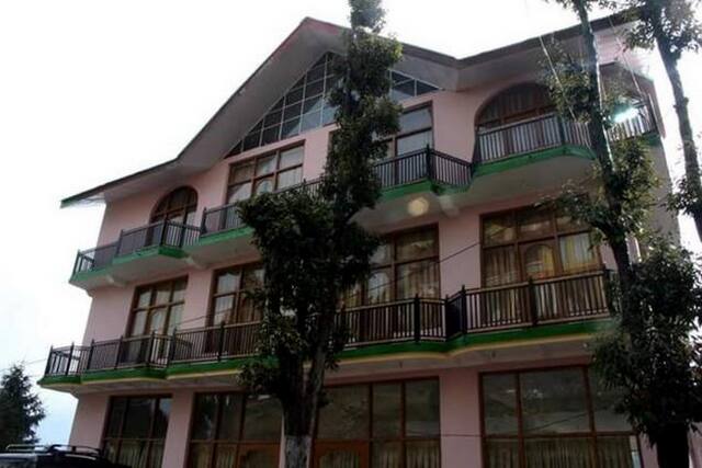 Hotel Country Resort, Khajjiar 4